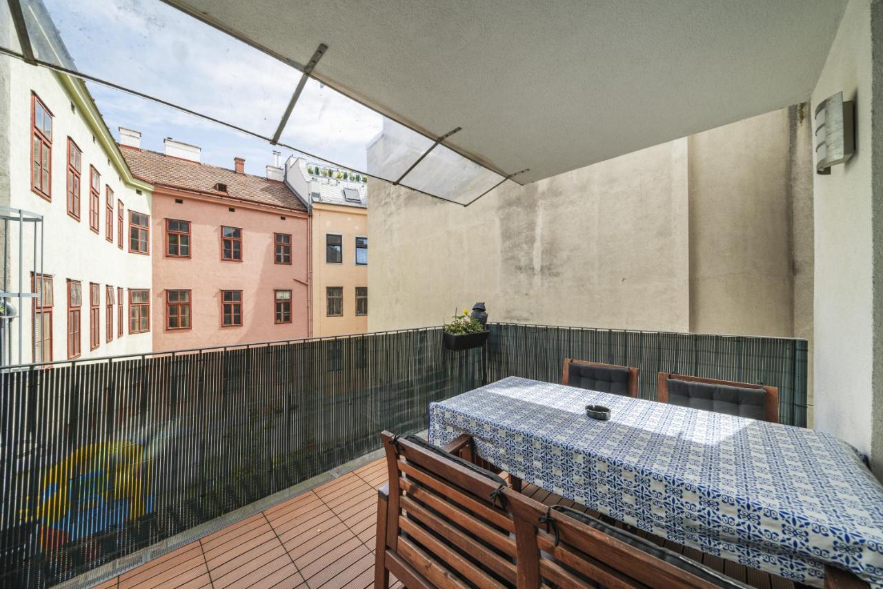 17 C&J'S Apartment Viena Exterior foto